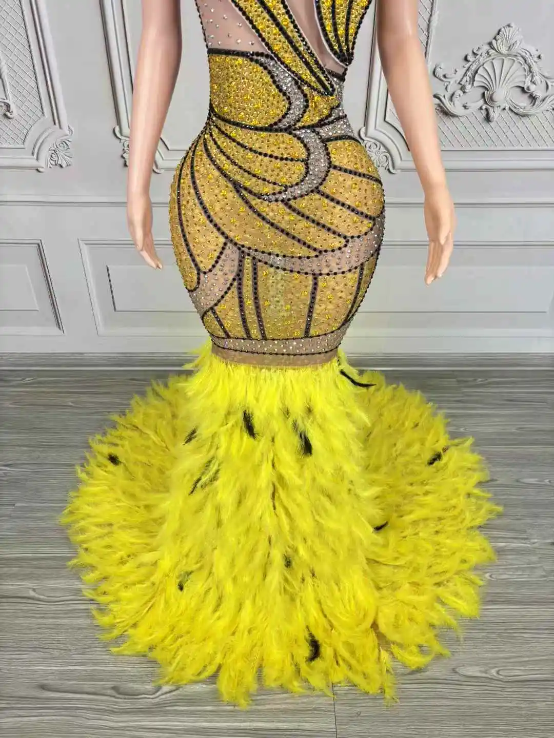 Luxurious Gold Silver Crystals Mesh Long Feather Dresses Women Birthday Celebrate Evening Prom Party Gowns Singer Stage Wear