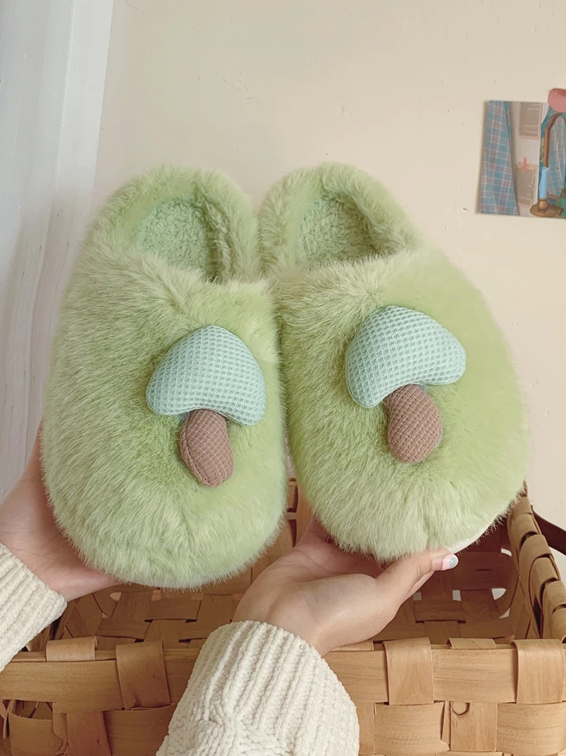 

Creative Three-dimensional Mushroom Cute Plush Home Slippers Men And Women Winter Anti Slip Cotton Slippers Household