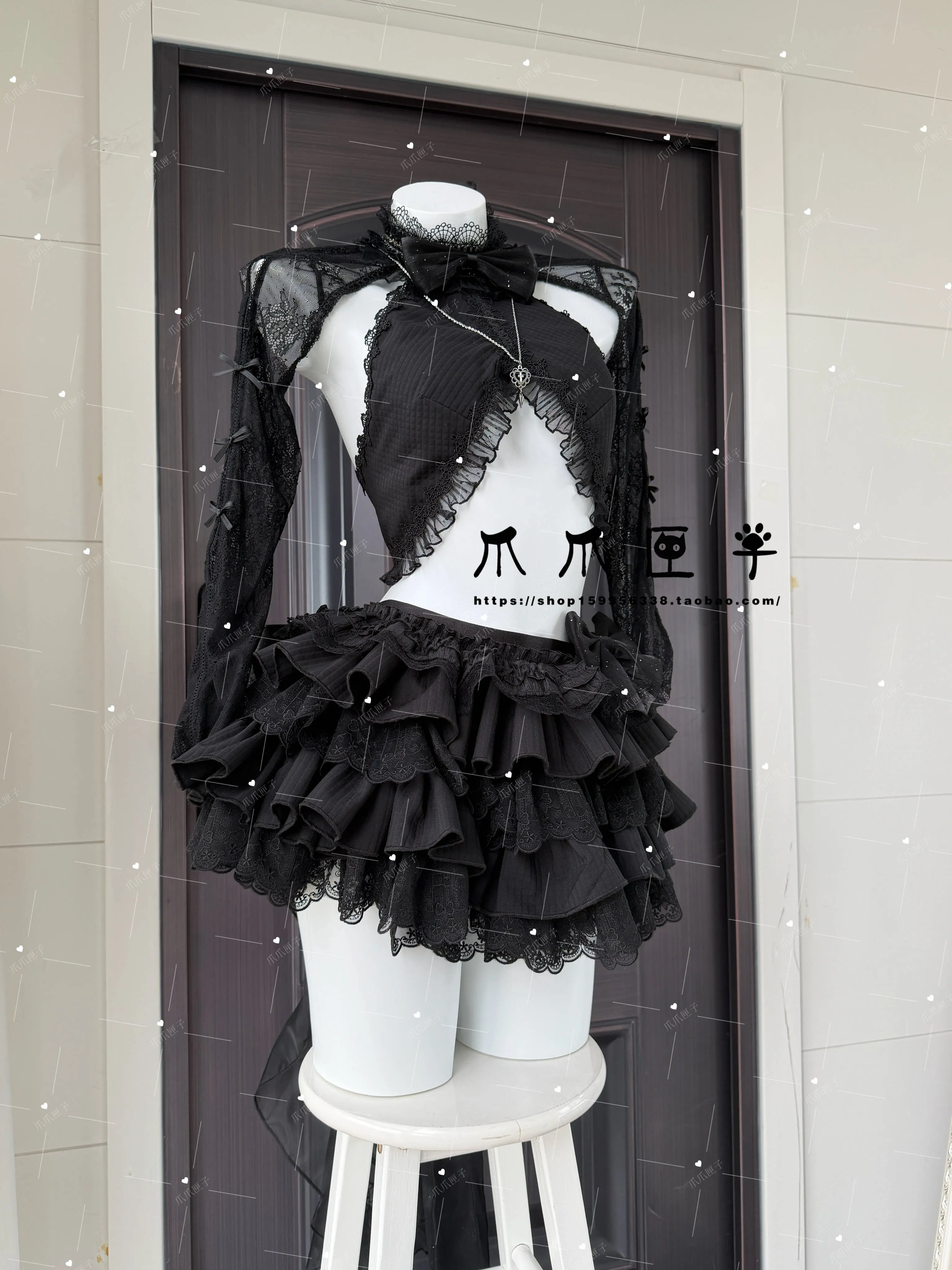NIKKE Liberalio Cosplay Costume Black Gothic Lace Outfit Halter Crop Top Ruffled Tiered Skirt Halloween Party Custom Made Suit