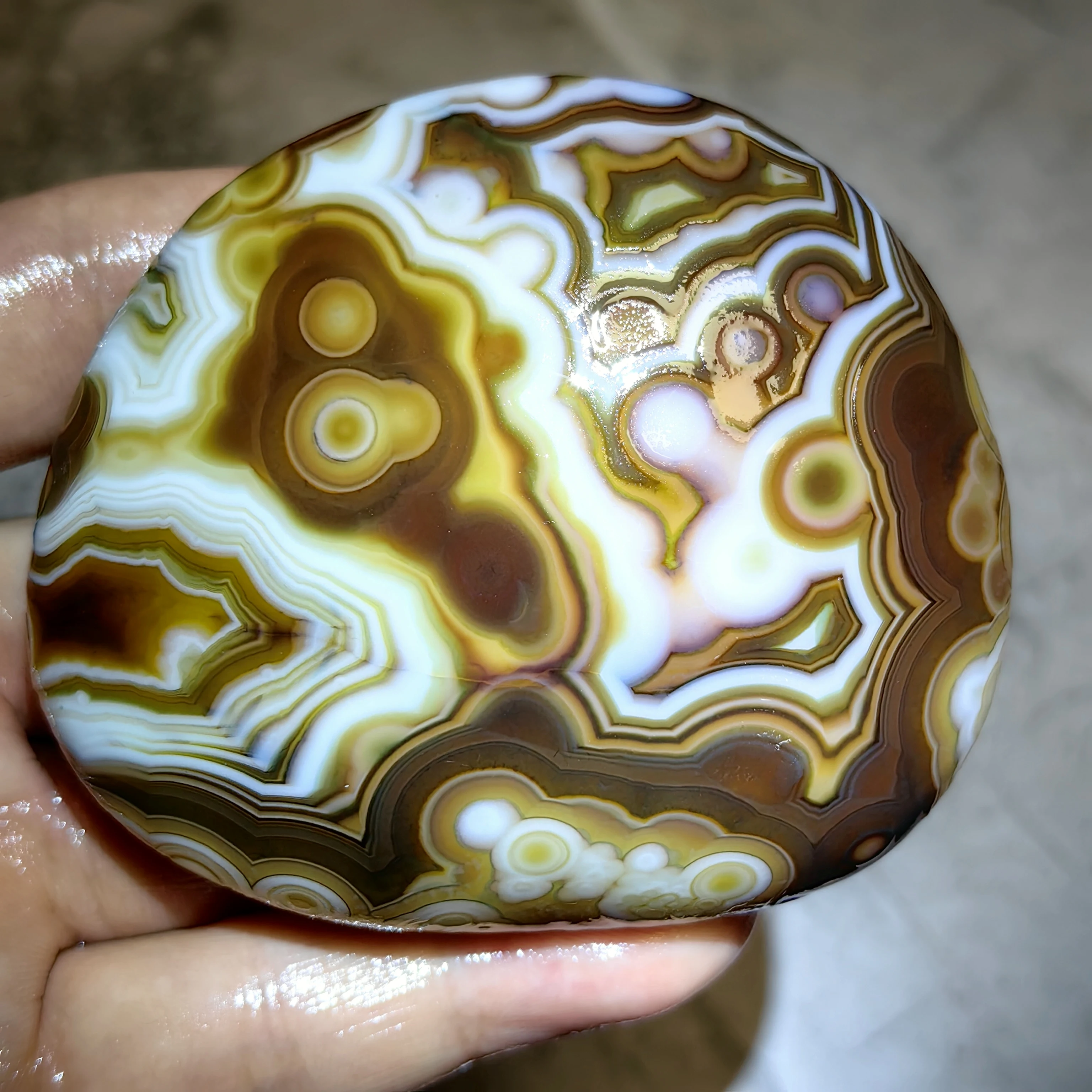 Natural Sardonyx Agate Gobi Eye Mineral Specimen Crystal Chakra Reiki Stone for Stress Relief Against Negativity Home Decor Gift