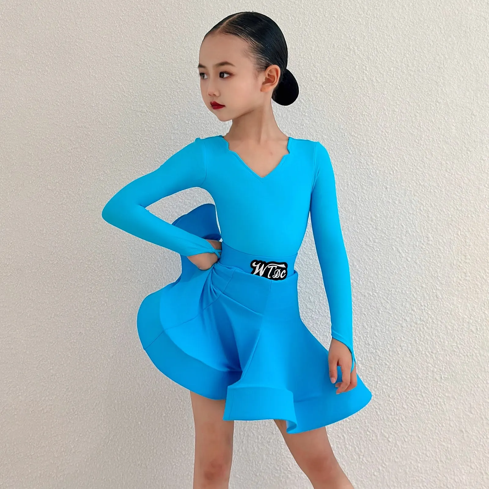 

Child National Standard Ballroom Dance Performance Dresses For Girls Latin Dance Competition Costume Stage Performance Wear13347