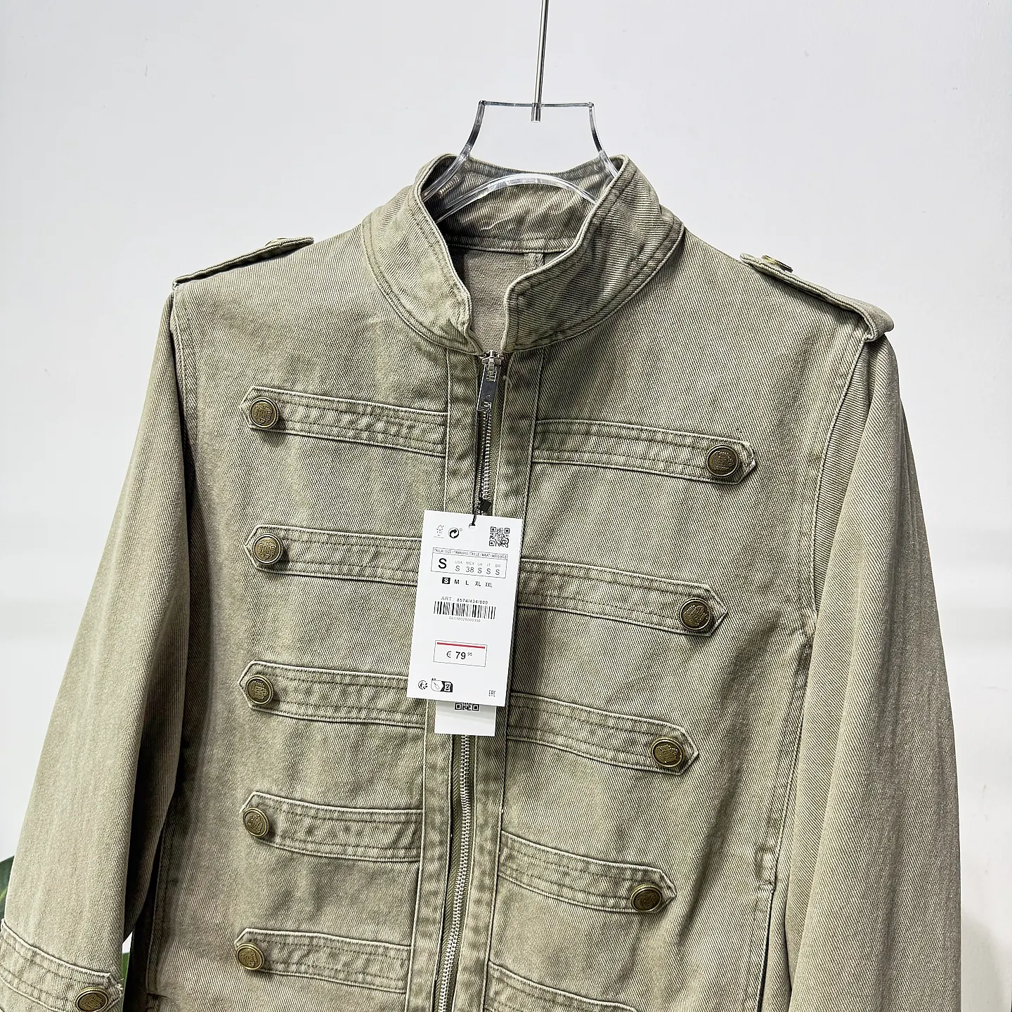 Retro Style Men's Slim Fit Denim Jacket Collar Stand up Single Rope Buckle Spring Autumn Fashionable And Handsome Coat