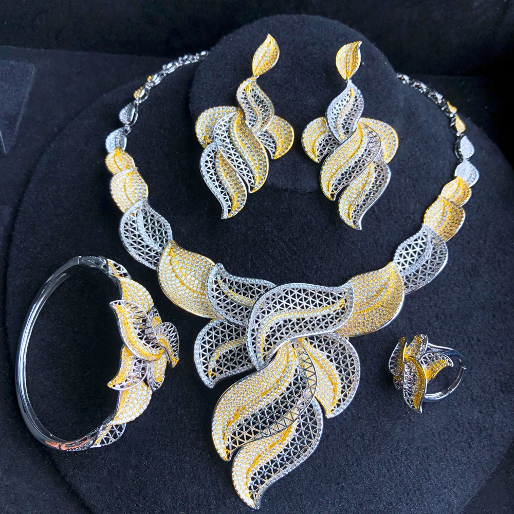 

Soramoore New Luxury Exquisite Carving 4PCS Wedding Jewelry set For Women Wedding Zircon Crystal Naija African Dubai Bridal Set