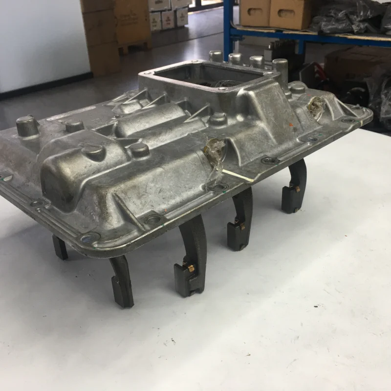 مشغل ناقل الحركة اليدوي TLF 3002281 لإيتون فولر