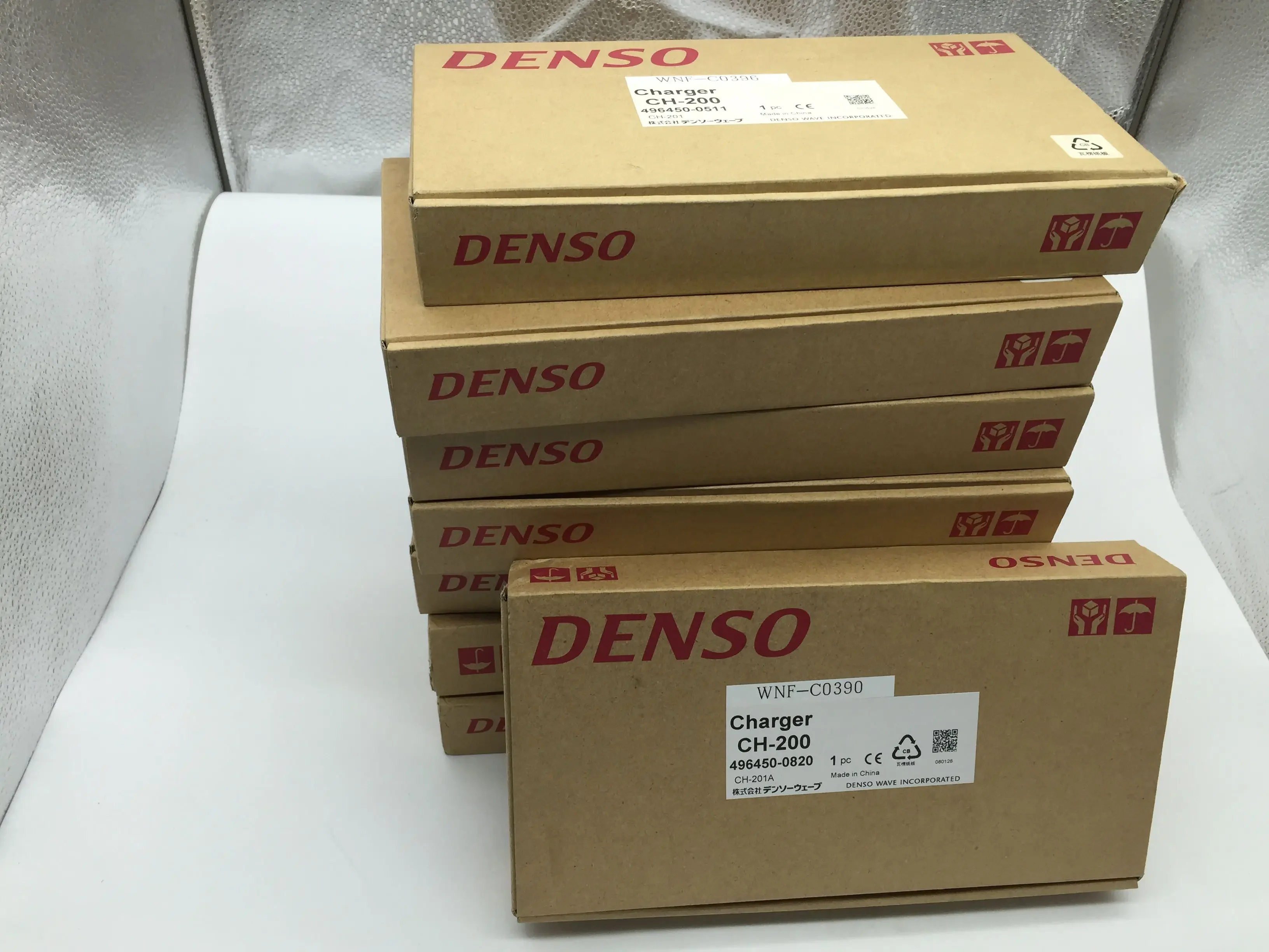 

Зарядное устройство для телефона DENSO