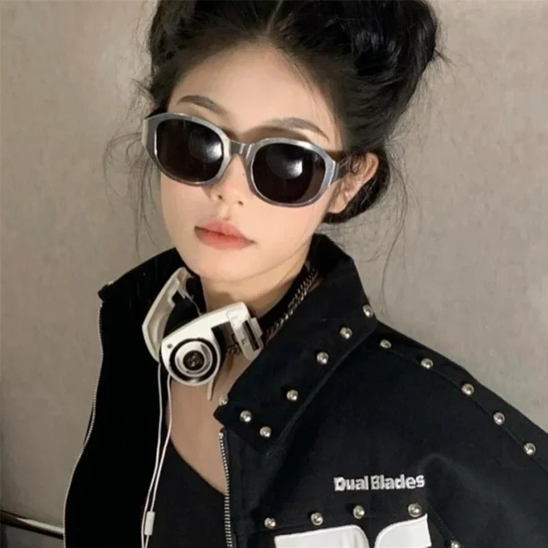 Korea Alloy Cool Sunglasses Women INS Street Shot Sunshade Glasses Dustproof Windproof Riding Glasses UV400 Sunglasses