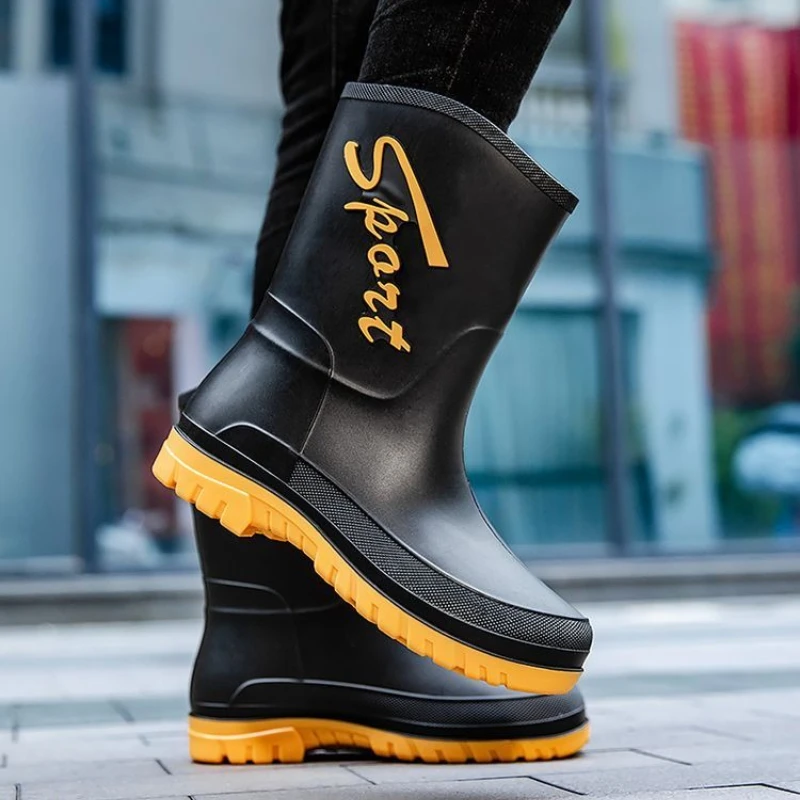 Warm Alphabet Mid Calf Fleece-lined Motorcycle Winter Men's Rain Boots Wear-resistant Cheap Wellies Fishing Fashion Male Shoes