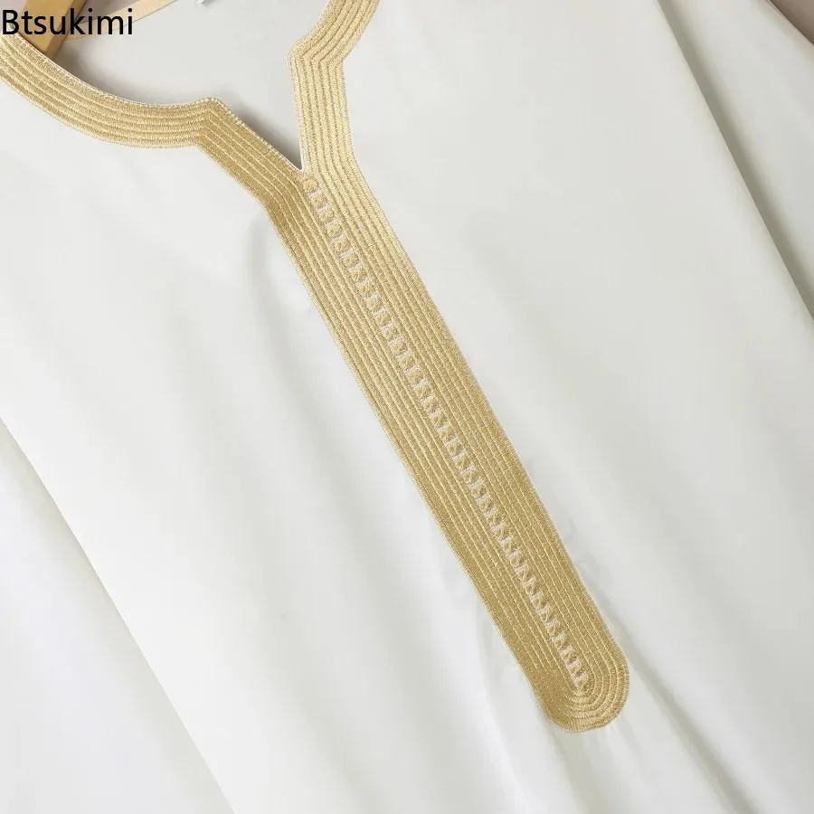 2025 Eid Musulmano Abbigliamento Uomo Stile Etnico Giunzione Ricamato a maniche lunghe Abaya Arabo Saudita Allentato Casual Robe Uomo Musulmano Thobe