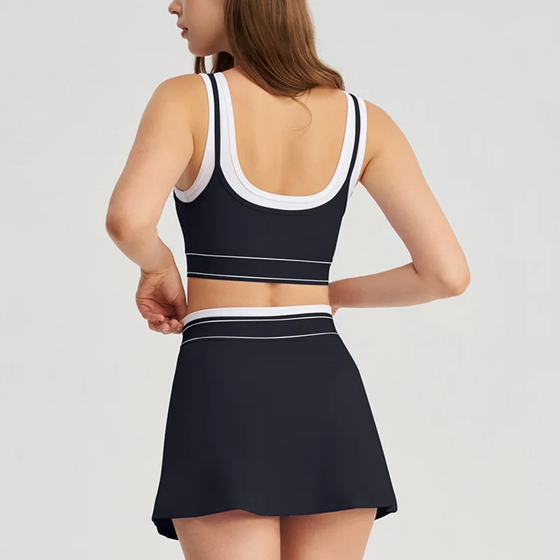 

Костюм для йоги SEEKSUC: топ с контрастными белыми полосками и эффектом пуш-ап, теннисная юбка, мягкая дышащая ткань, для спортзала, улицы, фитнеса и спорта