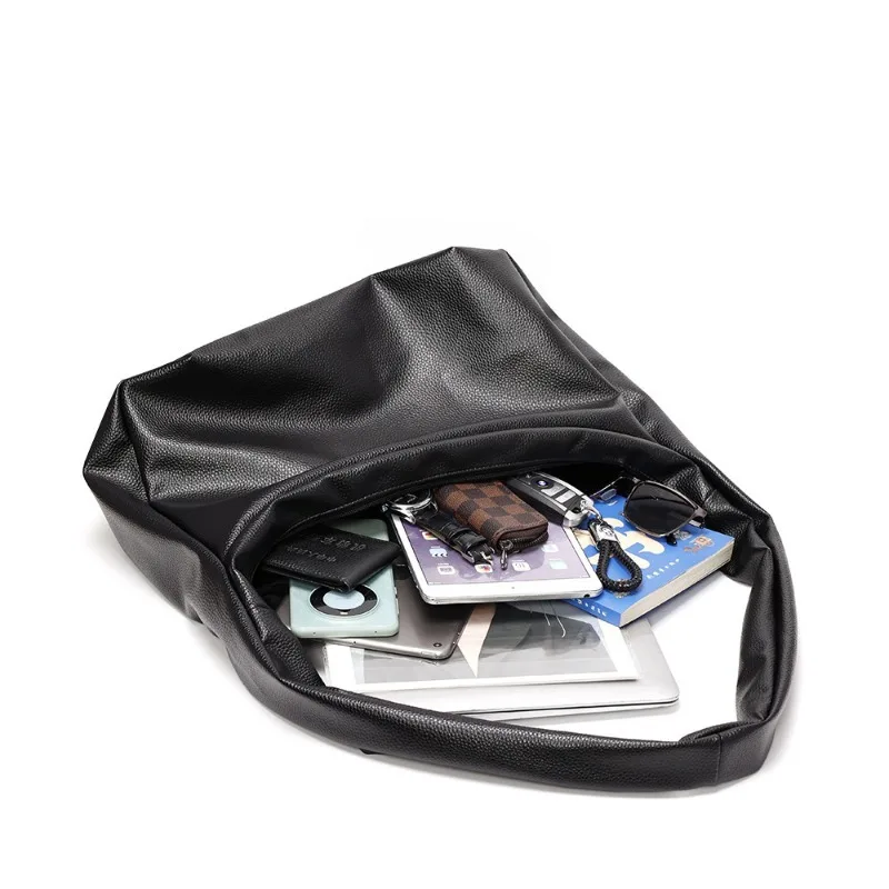 New Men\'s Crossbody Bag Korean Style Dumpling Sling Bags Men Soft PU Leather Shoulder Messenger Bag Large Capacity Travel Bag
