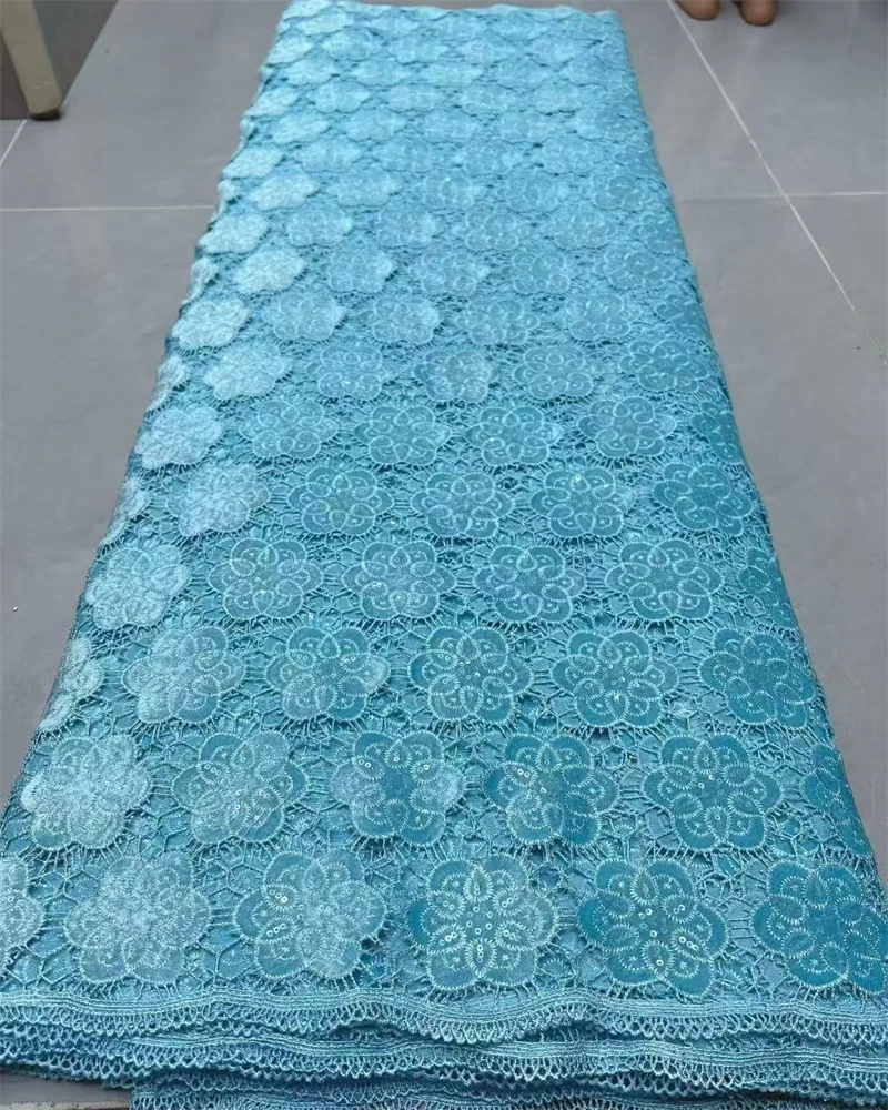 

Nigerian Guipure Velvet Lace Fabric 2025 Latest African French Velvet Fabric for Women Wedding Party Dresses Sew