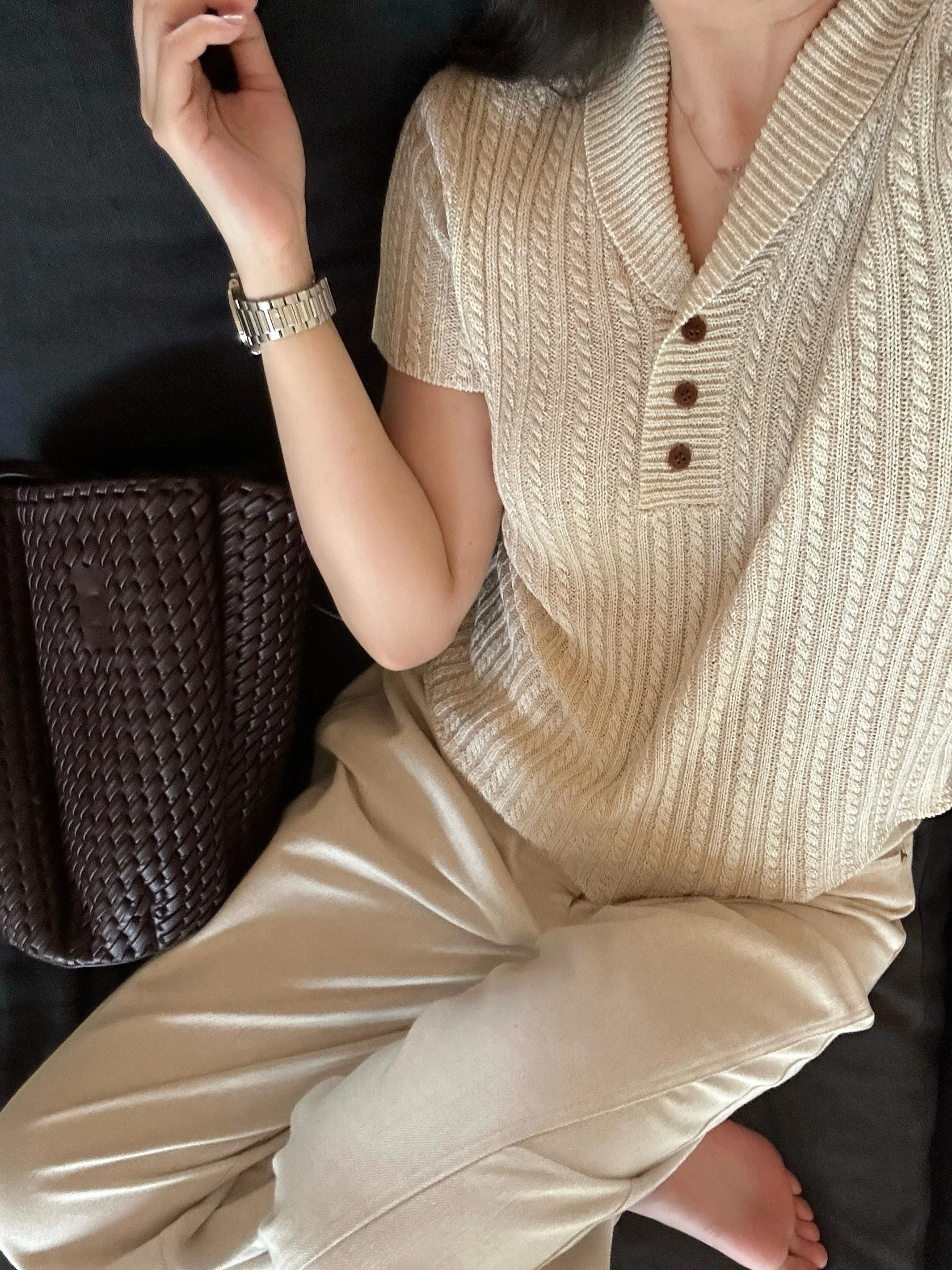 

Женская трикотажная хлопковая футболка в стиле Chunyeon Rylee с коротким рукавом, отложным воротником, эластичная, приталенная, повседневная, для женщин, производство Китай