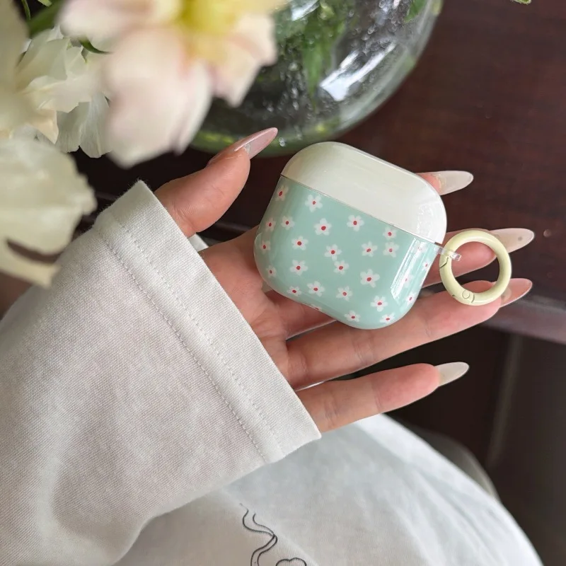 

Simple White Flower Headphone Case For Airpods Pro3 4th Generation Airpods 1 2nd Protective Cover