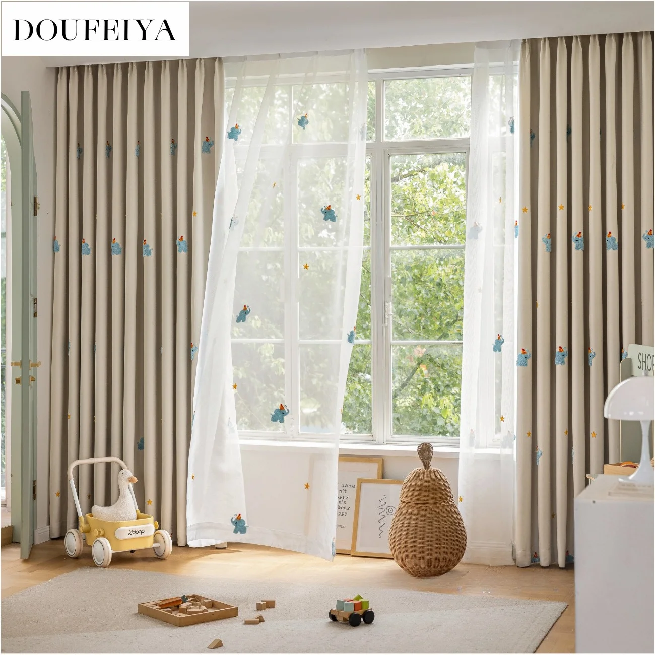Cream Wind Children's Room Curtains Cartoon Embroidery Chenille Blackout Window Screen Curtains for Living Dining Room Bedroom