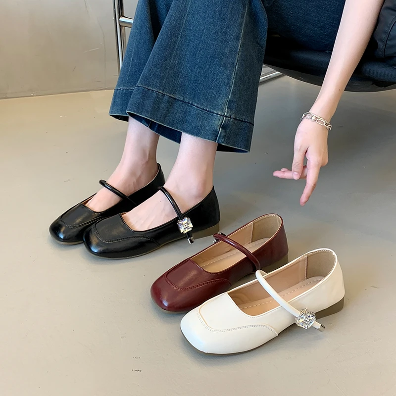 

Mary Jane low-heel women's square-toe shallow mouth flat , summer outdoor wear, comfortable soft sole, stylish commuting shoes