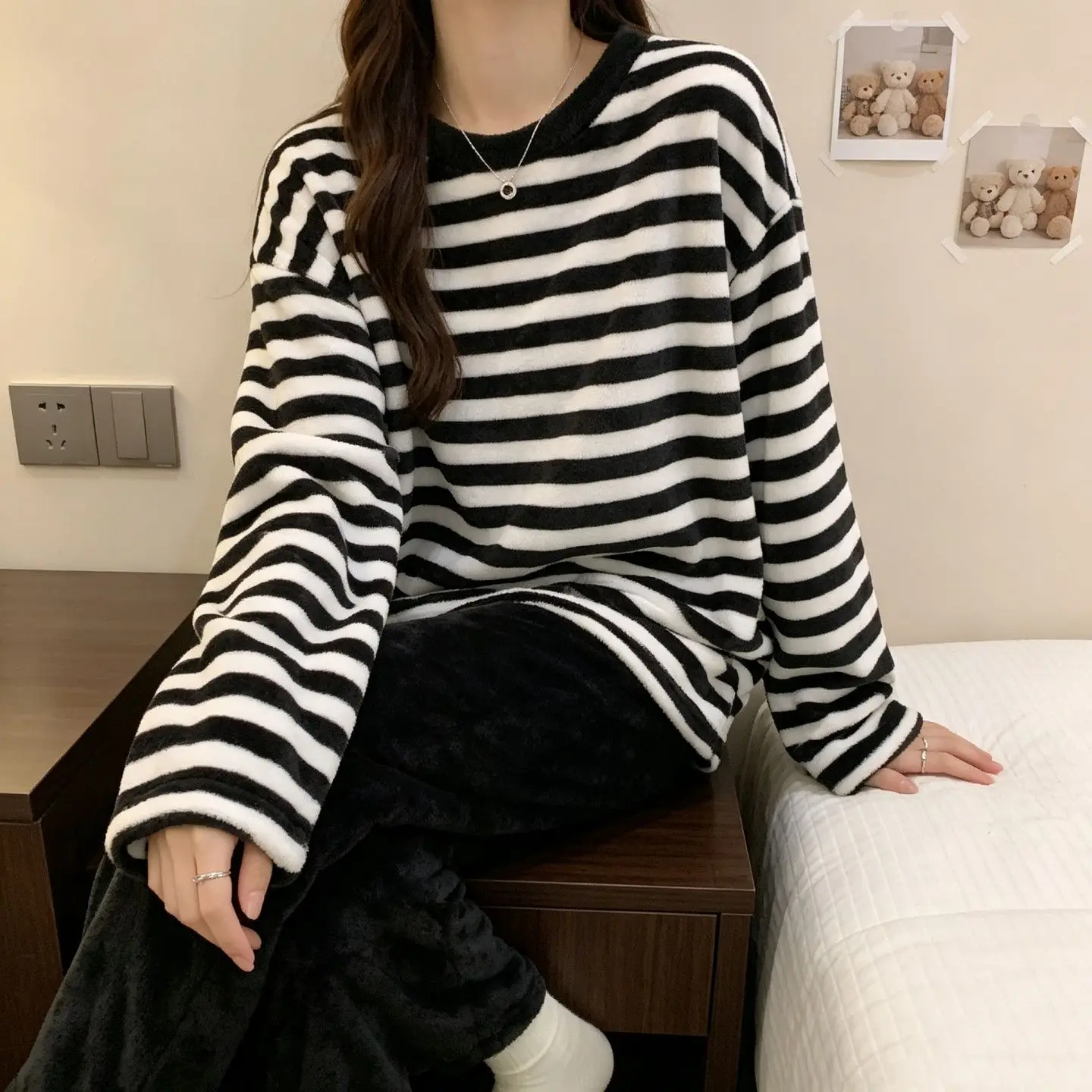 Women Winter Warm Pajamas Set Long Sleeve Pants Sleepwear Casual Heat Pyjamas Ladies Nightwear Flannel Home Wears 2 Piece New