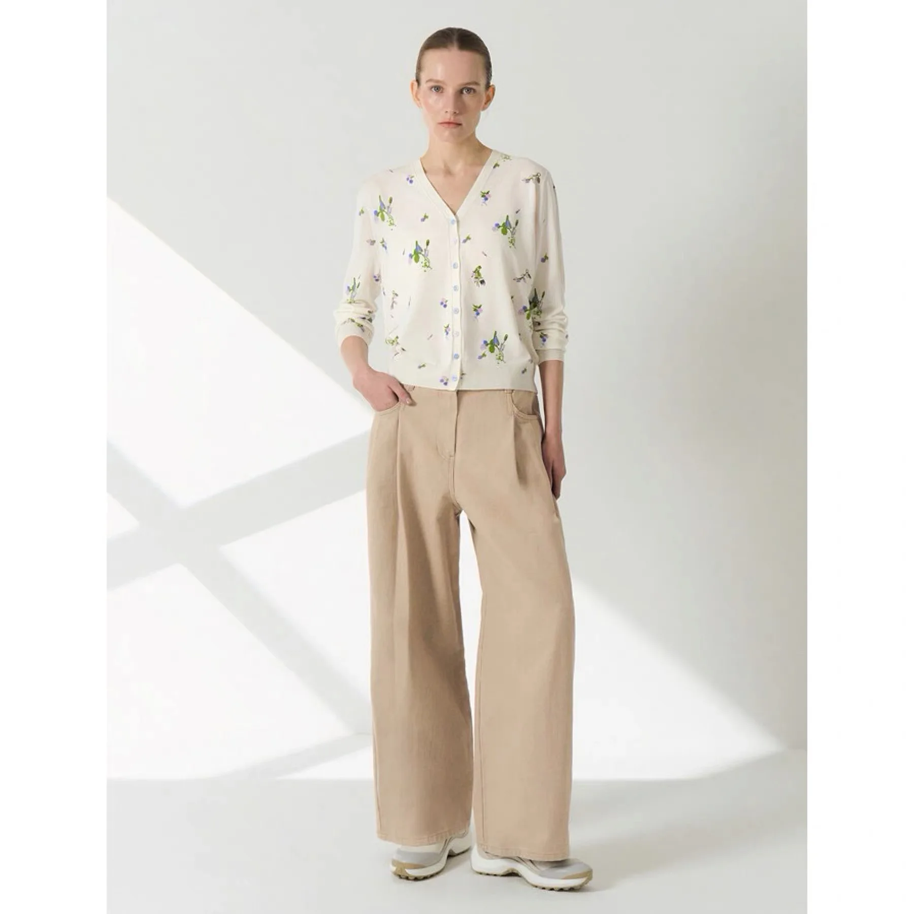 

NingYao LAT26 Spring Elegant V-Neck Print Versatile Thin Knitted Open Cardigan Long Sleeve Plant Floral Commute Style