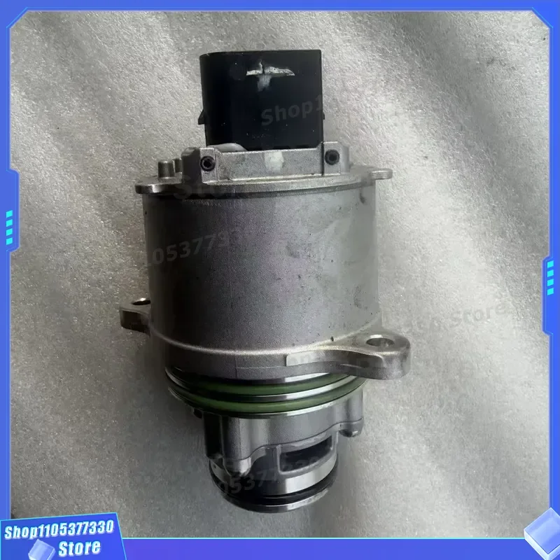 Li Auto Electric Oil Pump, Engine Oil Pump, Oil Cooler Motor & Drive Unit Radiator L6 i6 i9 i8 MEGA CY075-10010126
