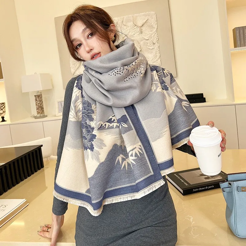 New Autumn-Winter Color-Blocked Magnolia Flower Fashion Faux Cashmere Scarf for Women, Winter Korean-Style Versatile Neck Warmer