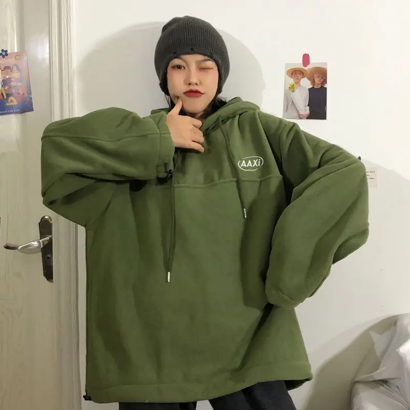 Felpa in velluto autunno e inverno di grandi dimensioni da donna con giacca ricamata alla moda per studenti hip-hop con cappuccio in stile coreano