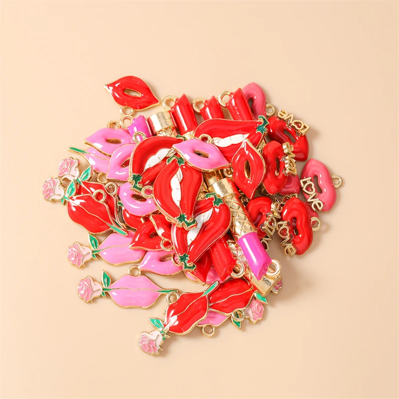 10 Stück Niedliche Gemischte Emaille-Anhänger in Form von Roten Lippenstiften für die Herstellung von Ohrringen, Halsketten, Armbändern, DIY-Handwerk und Schmuckzubehör – Detail 3