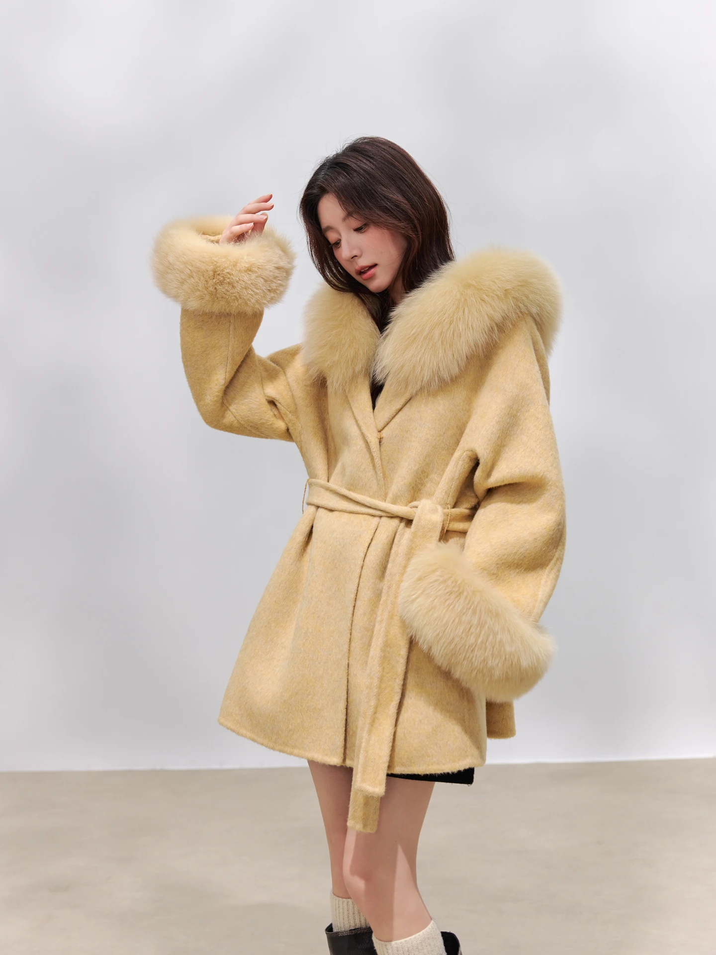 

Двустороннее шерстяное пальто Chen You с меховым воротником, длинное пальто для женщин, осень-зима, Новое поступление, женская верхняя одежда Ele