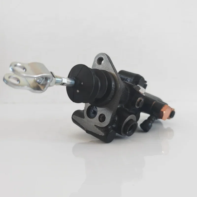 2026/Original  Forklift Parts Toyo Ta 7FD35-50 Clutch Master Cylinder 31510-30510-71