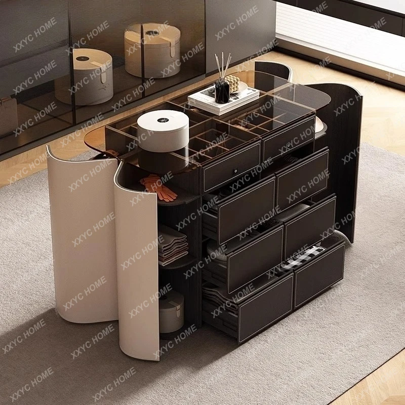 

Витрина-шкаф для украшений Nakajima: Двусторонняя, изогнутая, в стиле легкой роскоши, современная, минималистичная