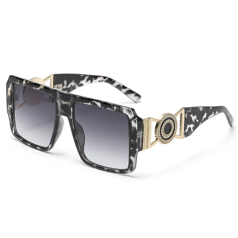 نظارات شمسية مربعة كبيرة للرجال والنساء تصميم العلامة التجارية موضة القيادة UV400 نظارات شمسية سوداء ريترو فاخرة الذكور الإناث نظارات 2025