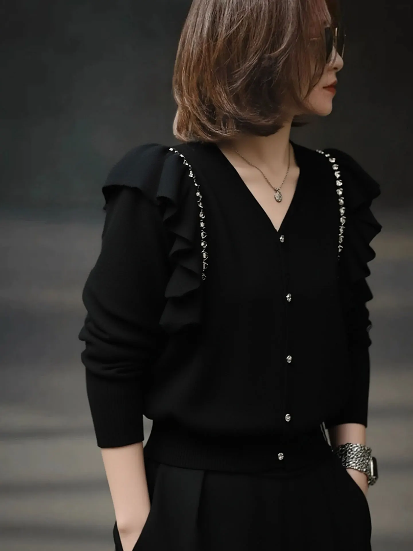 

Ele Long Sve Knitted Cardigan Women's Faion Embellied Pearl Lace Hemline Warm Cozy Winter Top European Sle