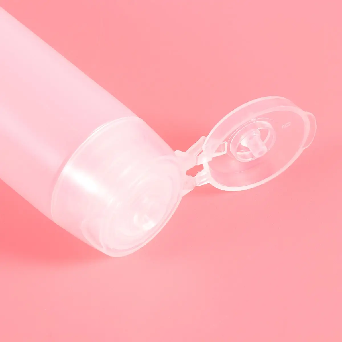 

4 Pcs Travel Size Empty Squeeze Bottles Compact Leakproof Tubes Refillable Eco Friendly Storage Containers