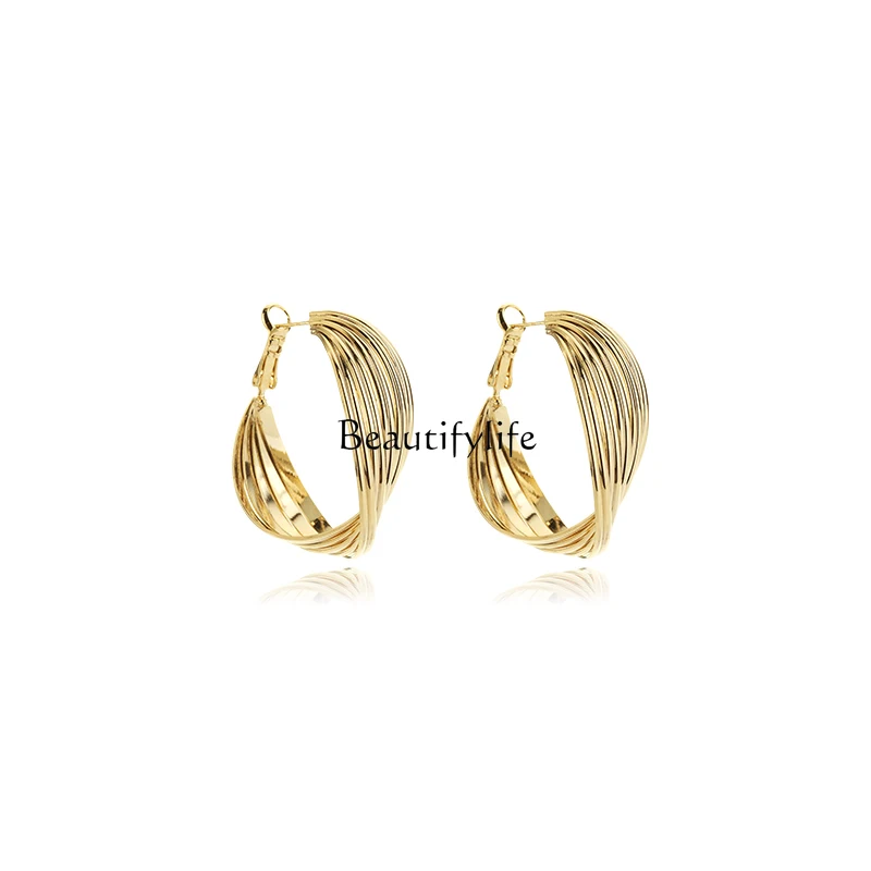 Circle light luxury earrings femininity golden Hong Kong style high-end earrings