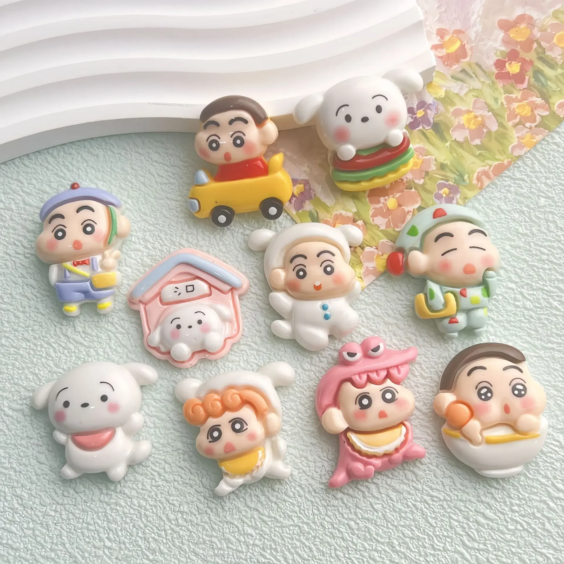 5pcs Glossy cartoon cross-dressing xiaoxin crayon shin-chan resin flatback cabochons diy crafts materials jewelry making charms