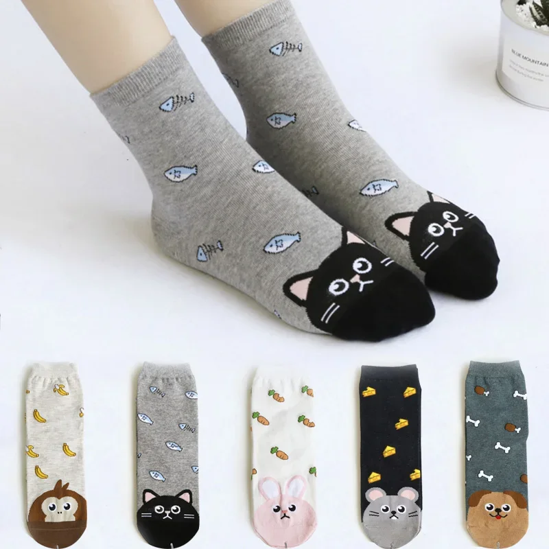 Newly Design Cute Cotton Jacquard Fruit Socks Women Lovely Animal Cat Footprint Dog Sock Winter Female Crew Women Socks