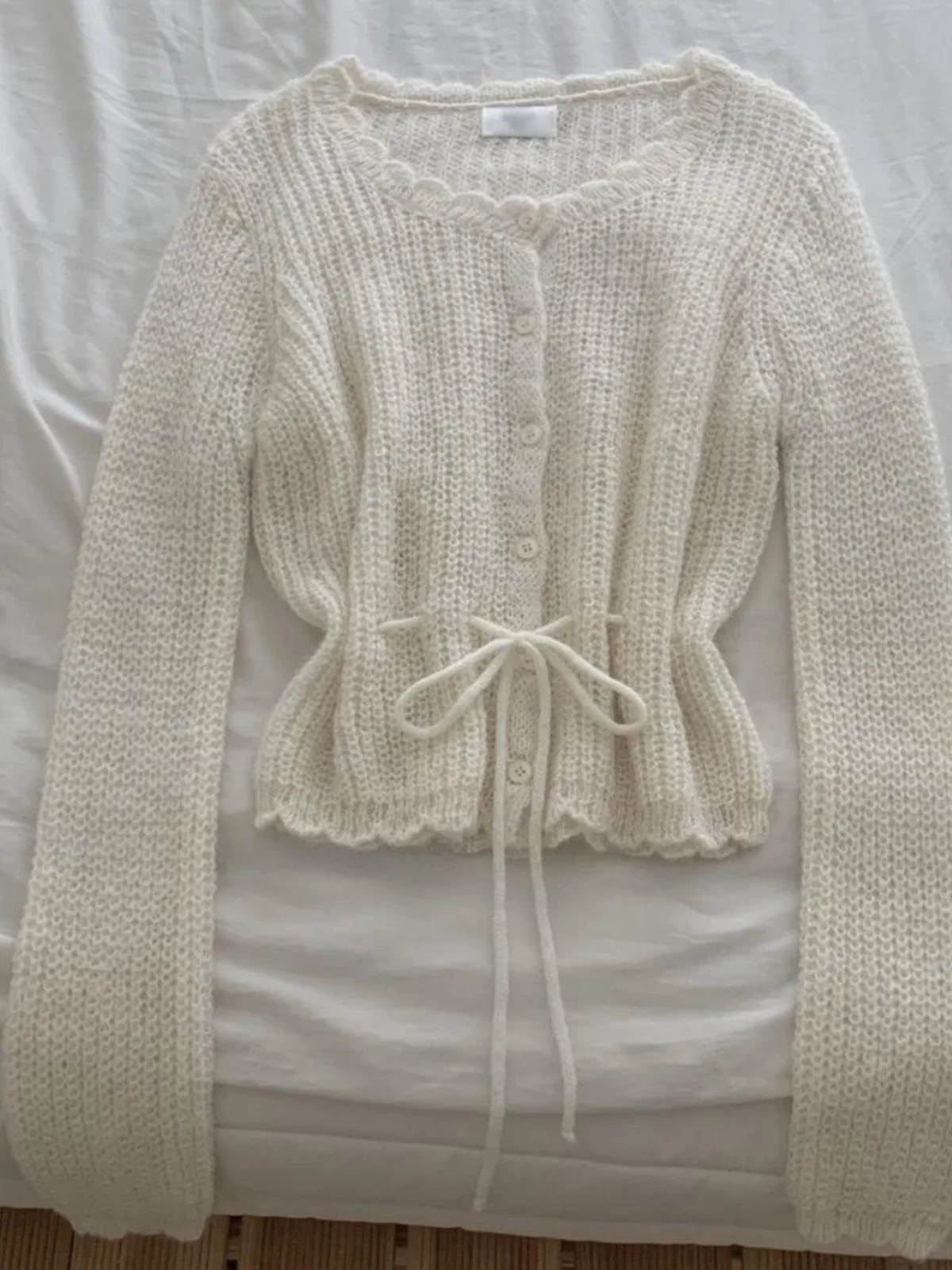 달콤한 니트 오픈 가디건 여성 가을 ​​새로운 스타일 젊은 싱글 버튼 타이 레이스 트림 스웨터 작은 재킷 한국 스타일 슬림 피트