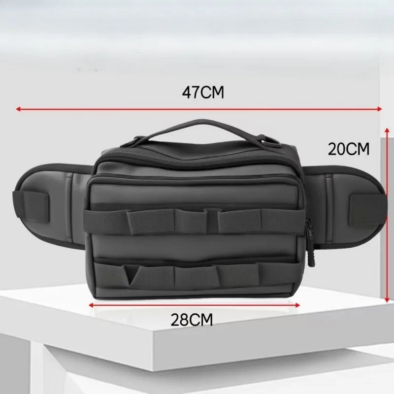Tas pinggang outdoor praktis, nyaman, dan memiliki kapasitas besar.