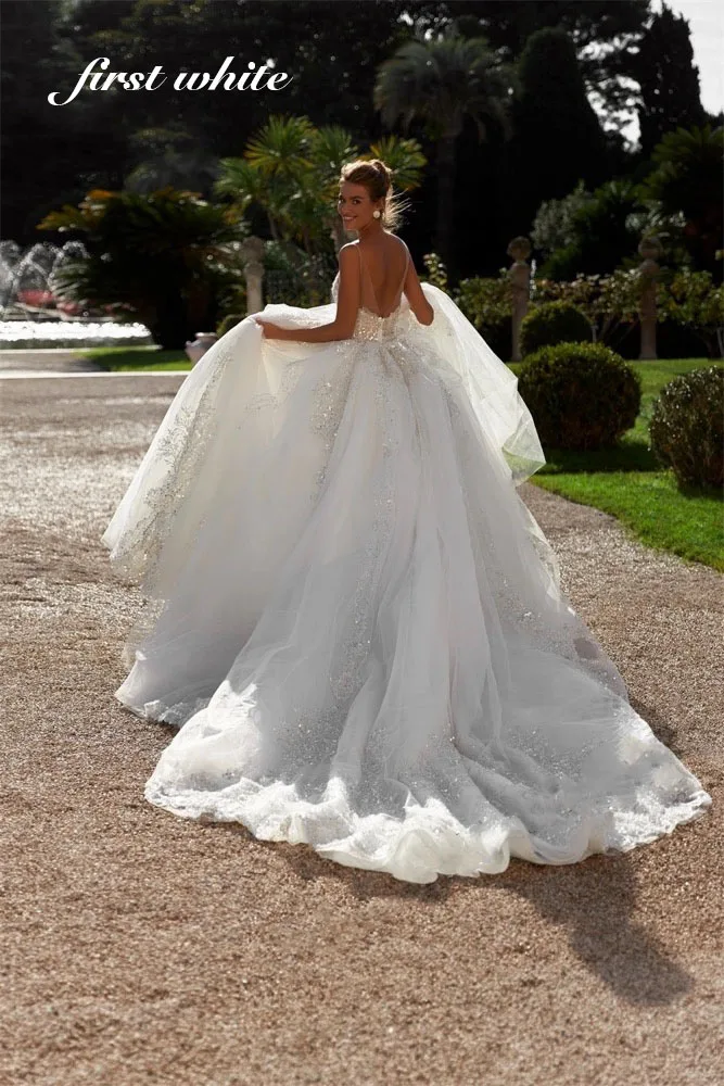 Exquisite Ball Gown Wedding Dresses For Woman Bride Sleeveless  Backless Personalized Customized Robe De Mariée