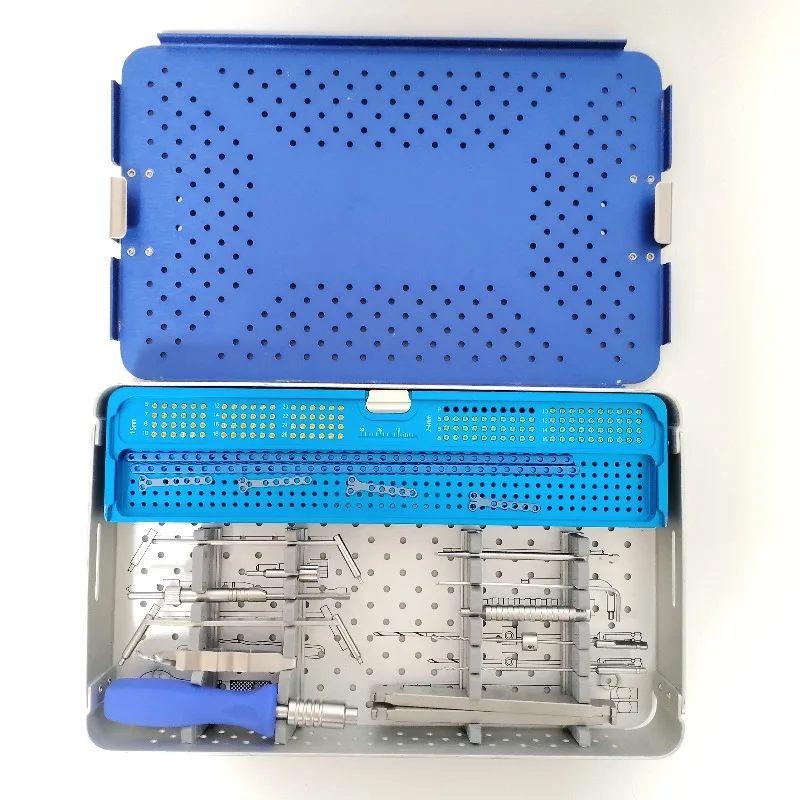 Orthopedic Veterinary TPLO Set with Syringes and Forceps for Dog Surgery and Equipment Veterinary Instrument