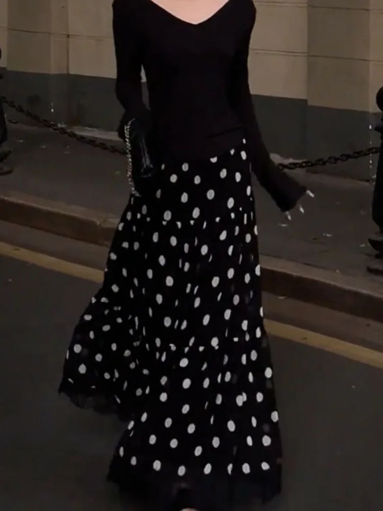 

Женская длинная юбка в горошек с драпировкой и большим оборком, черная, для повседневной носки, весна-лето, новинка