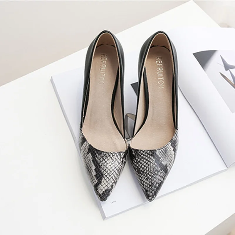 New Colored Light Mouth Pointed Thin Heel Snake Skin High Heels, Sexy Side Hollow Women\'s Single Shoes