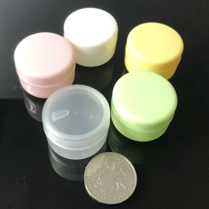 10pcs/set 10g Refillable Bottles Plastic Empty Makeup Jar Pot Travel Face Cream/Lotion/Cosmetic Container 5 Colors