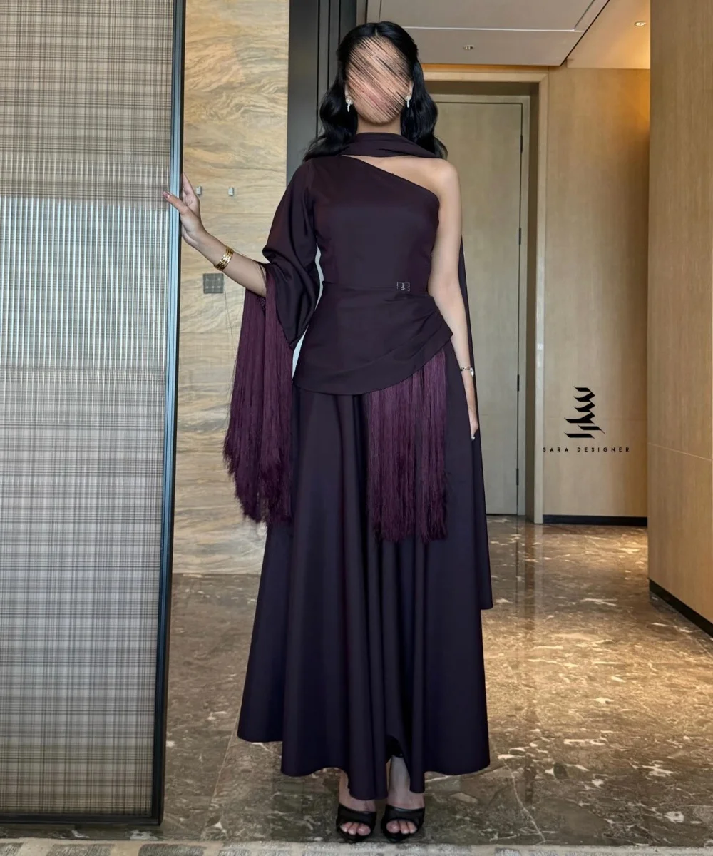 Maßgeschneiderte, schlichte, plissierte A-Linien-Kleider mit Quasten und One-Shoulder-Design, lange, maßgefertigte Abendkleider im chinesischen Stil, exquisit.