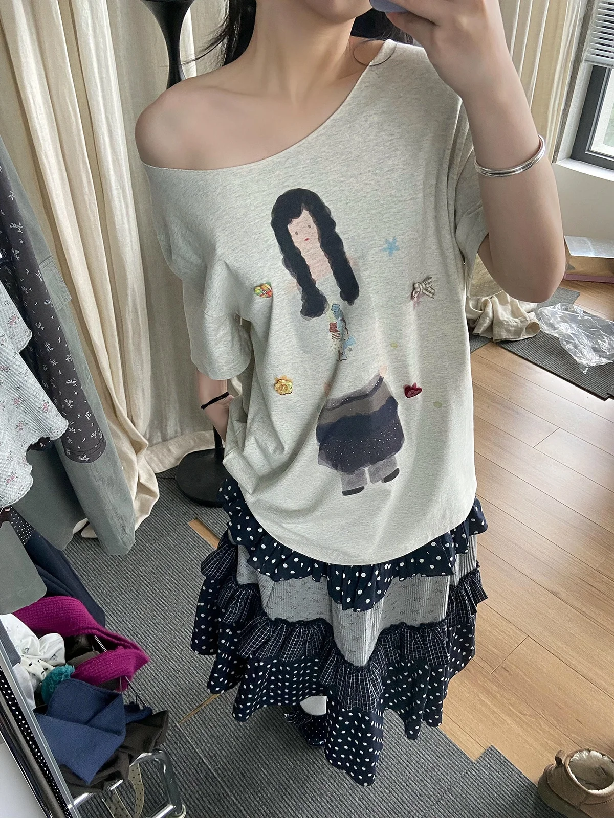 Sakura Trendy Little Girl Print Playful 3D Decoration Slant Shoulder Short Sleeve Loose Casual Top Women's T-shirt Summer Cotton