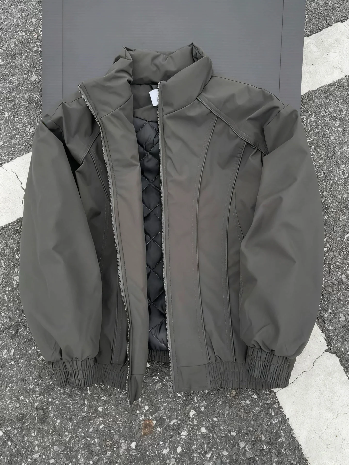 

Мужская хлопковая куртка Cleanfit American Style: осенне-зимняя, асимметричная, с вырезами, в стиле деконструктивизма, рабочая одежда, пэчворк, воротник-стойка