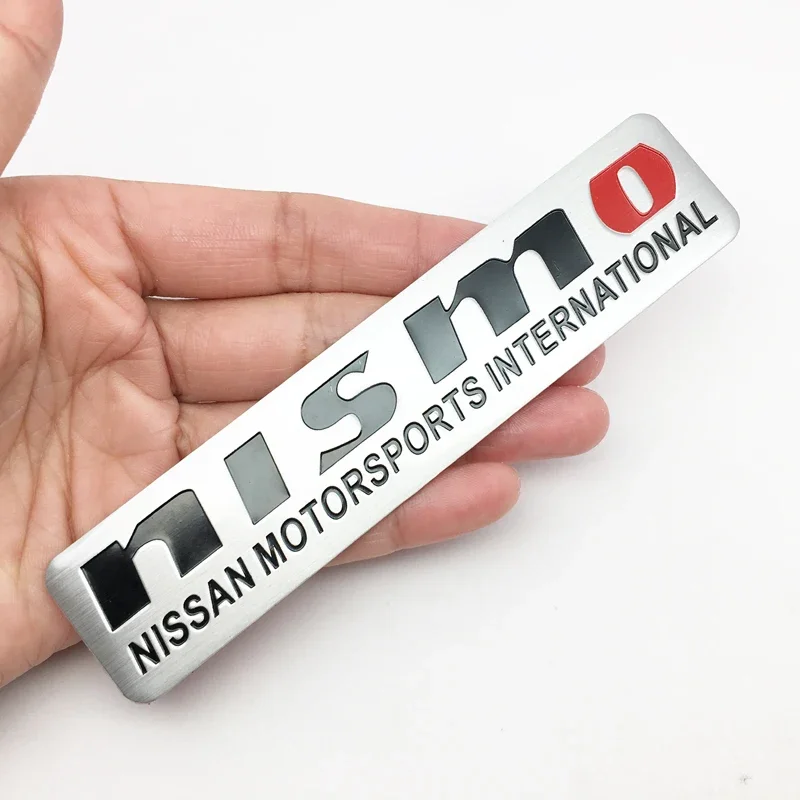 Aluminum Alloy Fender Side Emblem Stickers for Nissan Nismo Logo Almera Qashqai Juke Tiida X-Trail Teana Skyline Car Accessories