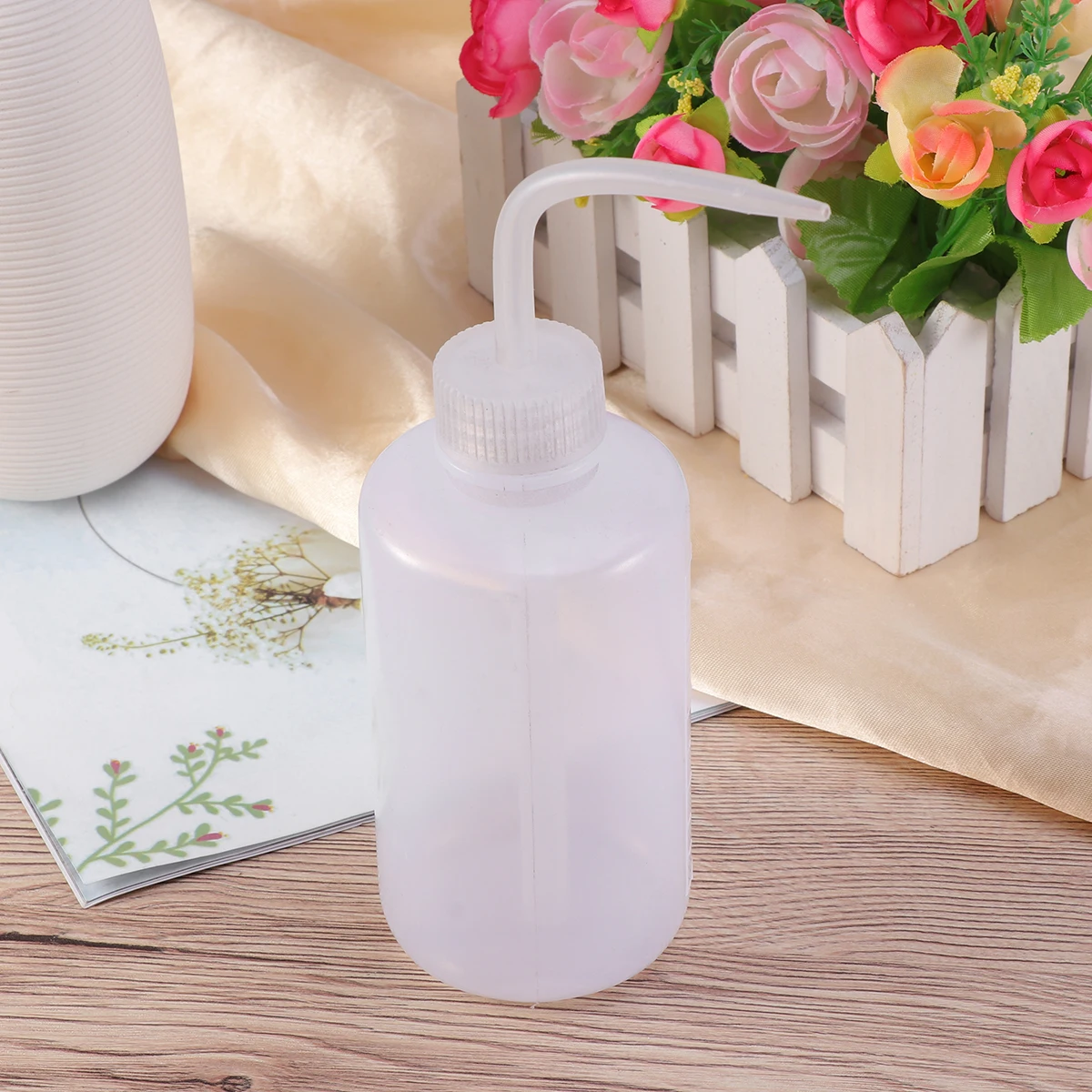 

2pcs Adjustable Nozzle Pointed Watering Leakproof Precision Spout Cleaning Bottle Graduated Markings PP for Plant