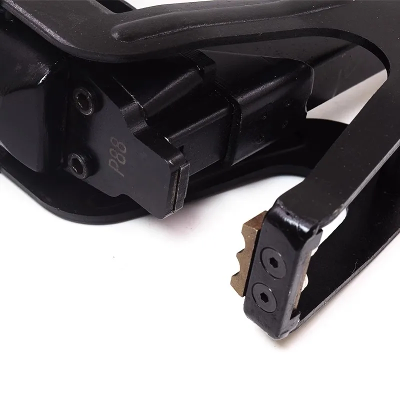 P88U Pistola per punti metallici per materasso Divano Cuscino Guarnizione in feltro Strumento per tappezzeria resistente Chiodatrice per codice 1222J