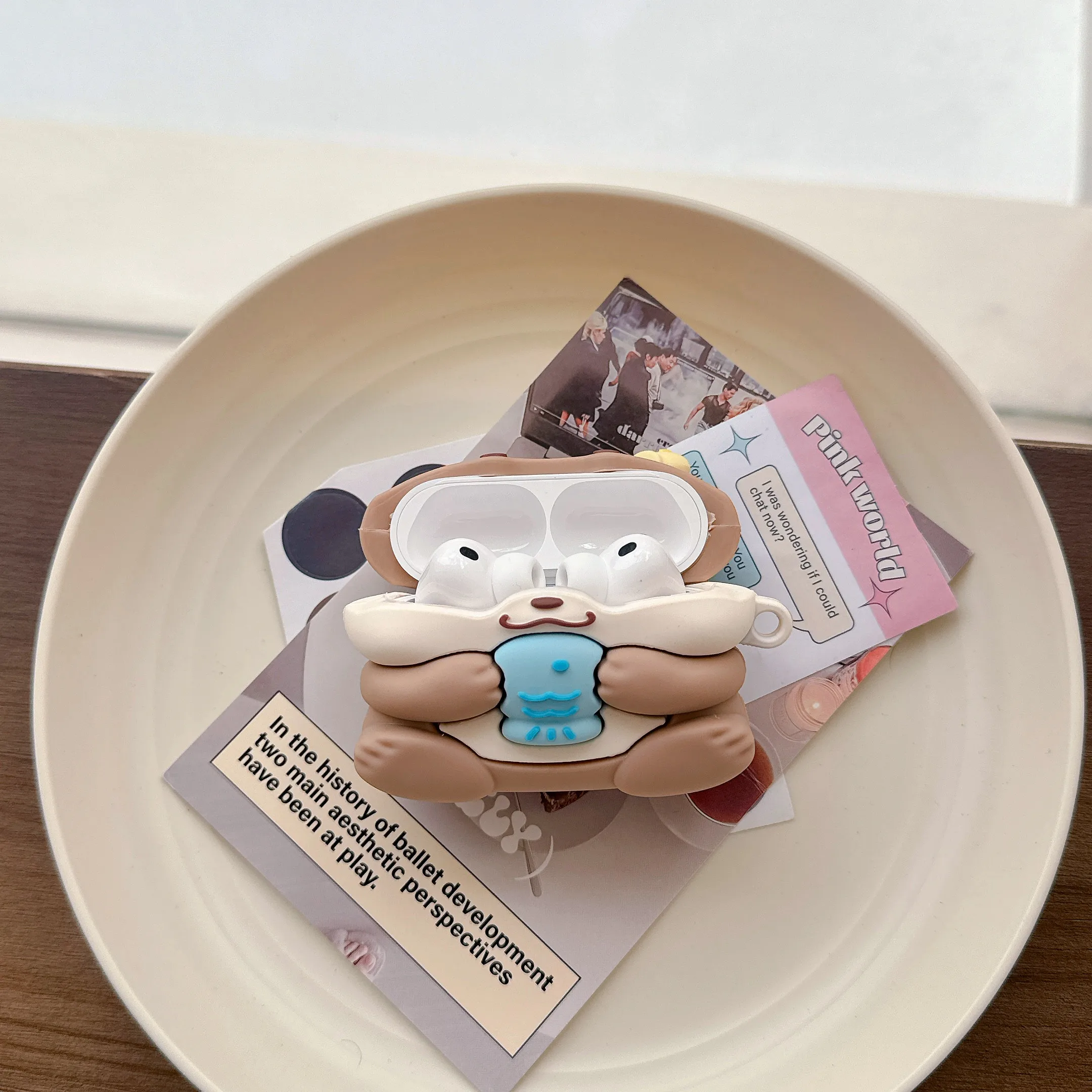 Cute 3D Cartoon Otter Baby Silicone Earphone Case with Keychain  Soft Shockproof Protective  for AirPods 1/2/3/4/Pro/Pro2/Pro3 view 3