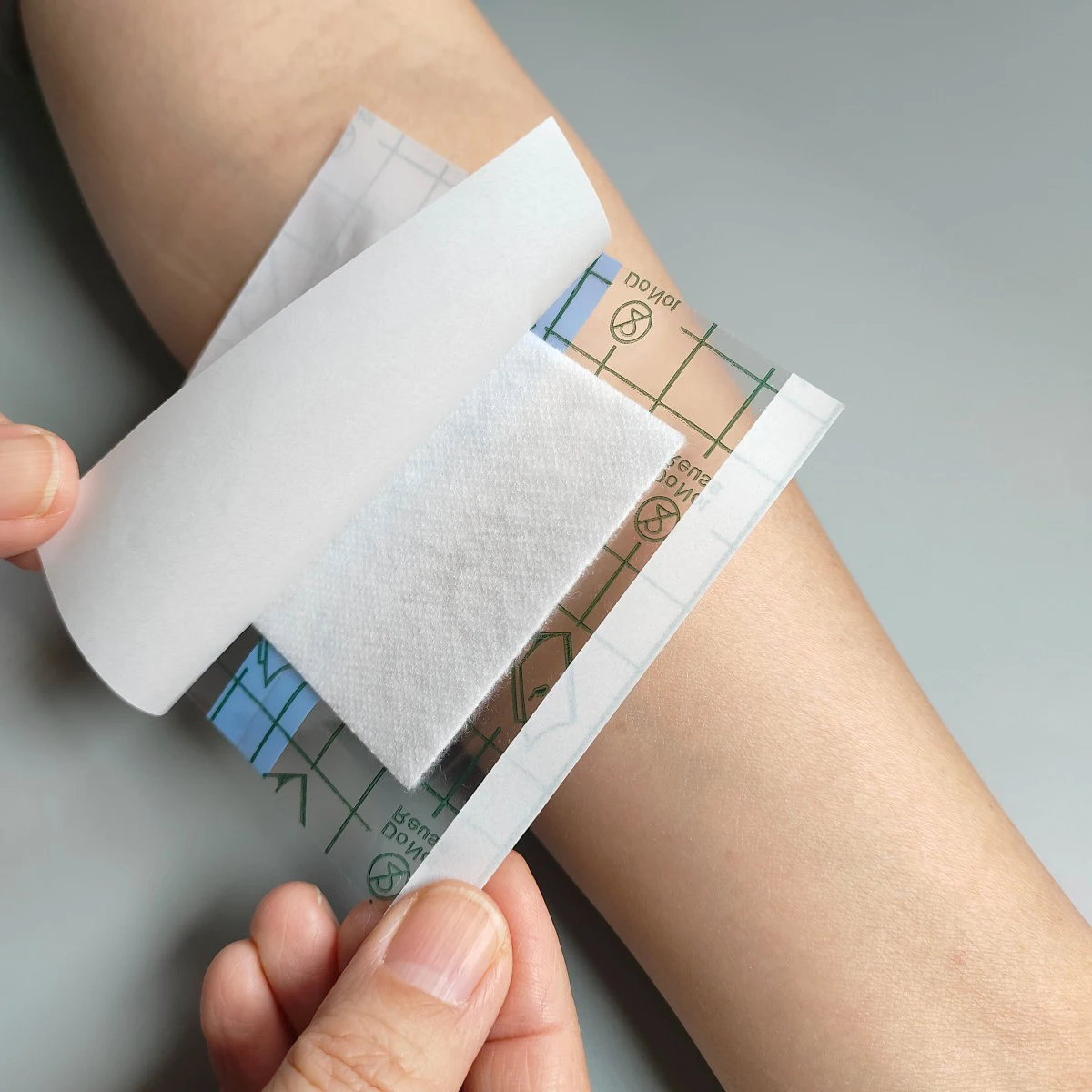 30 Stück wasserdichte Wundauflagen, weiche Mullpflaster, latexfreie Bandagen, selbstklebende Wundauflagen, hautfreundlich – Detail 3