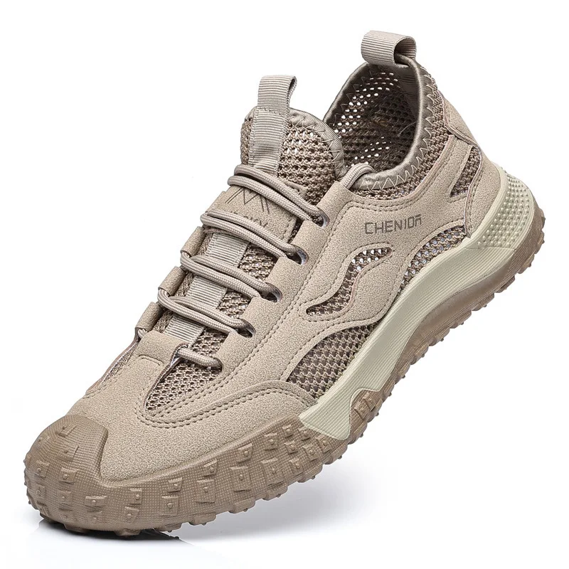 Fashionable and Casual Men's Shoes Hollowed-out Sports Shoes Are Anti-slip and Wear-resistant Breathable Mesh Shoes with